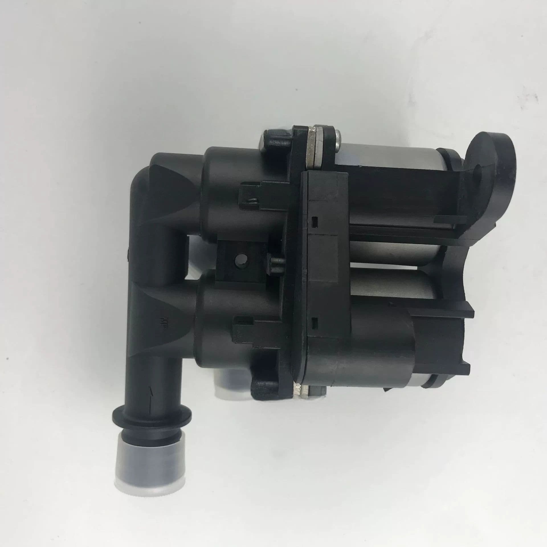 64111391958 heater control valve side view