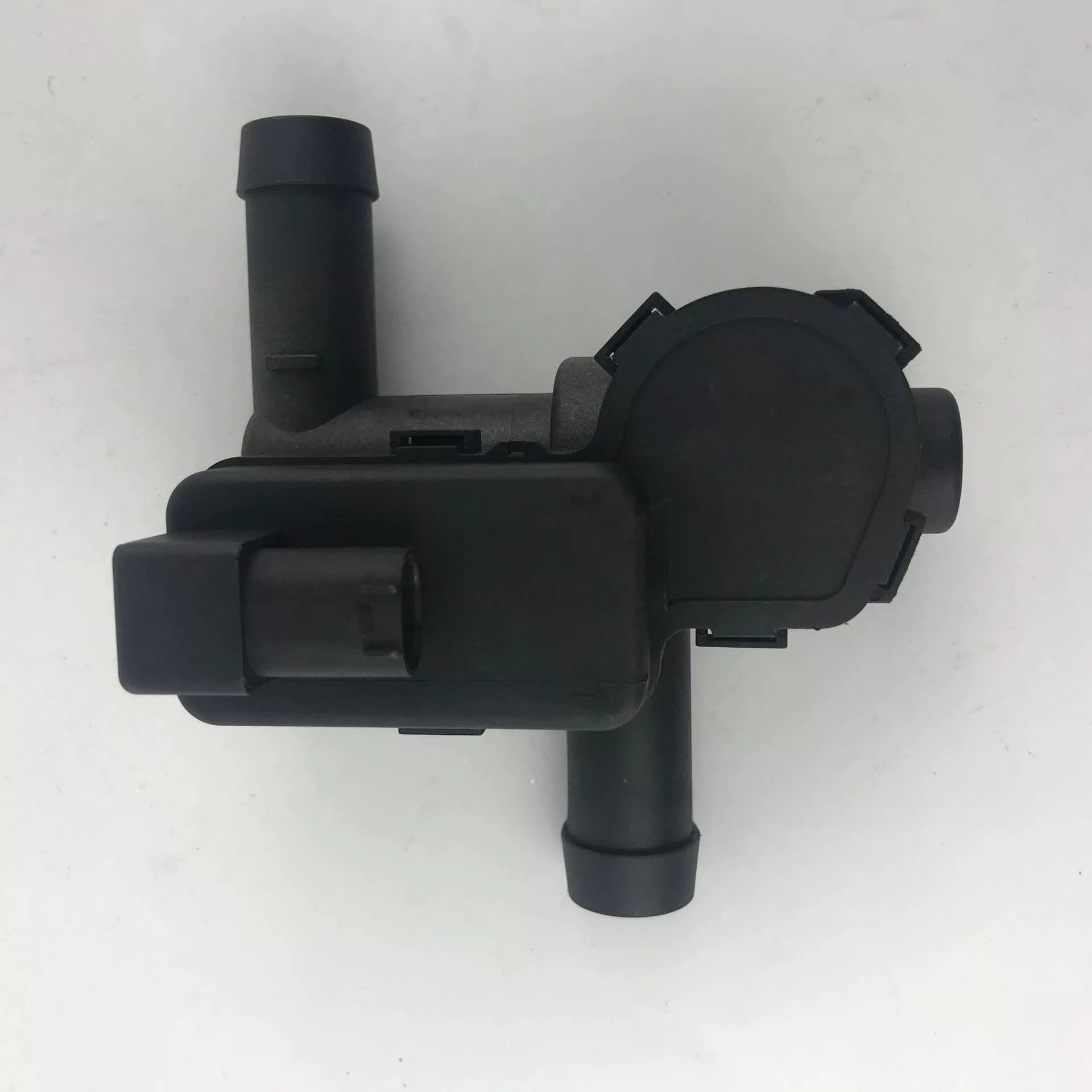 7PP819810A heater control valve rear view