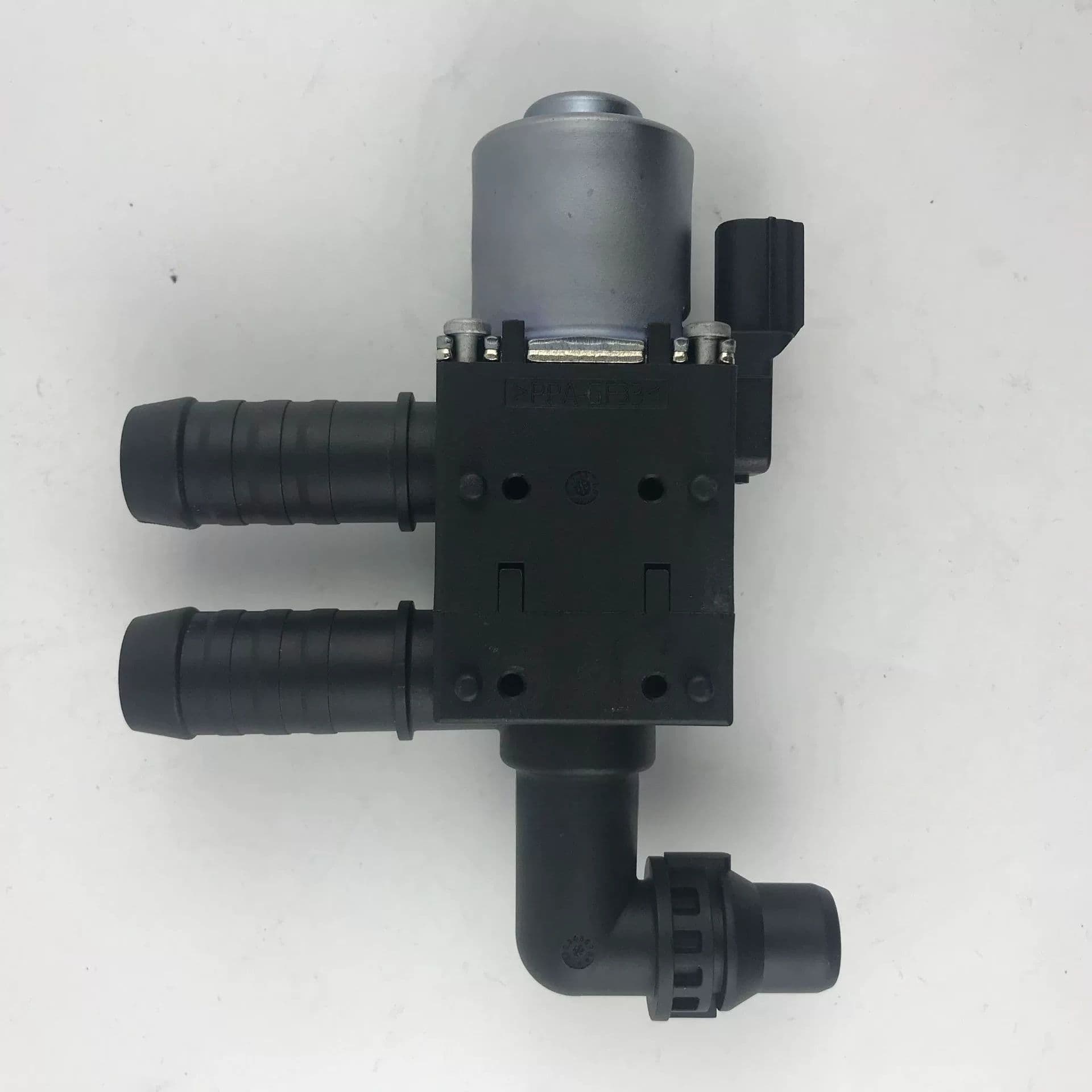 Kalorifer Kontrol Valfi CV6Z8C605T