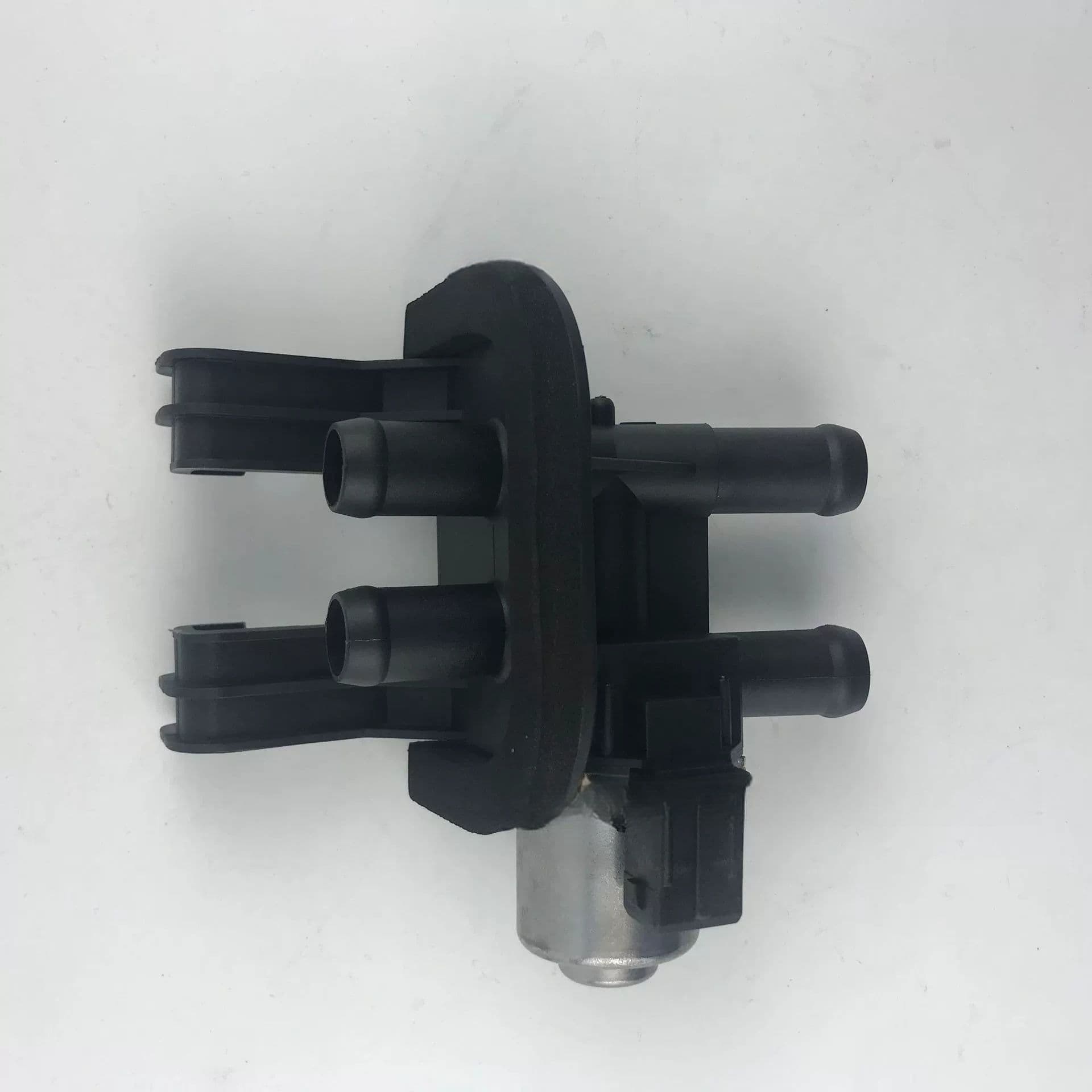 Heater control valve TN21-18495AB side view